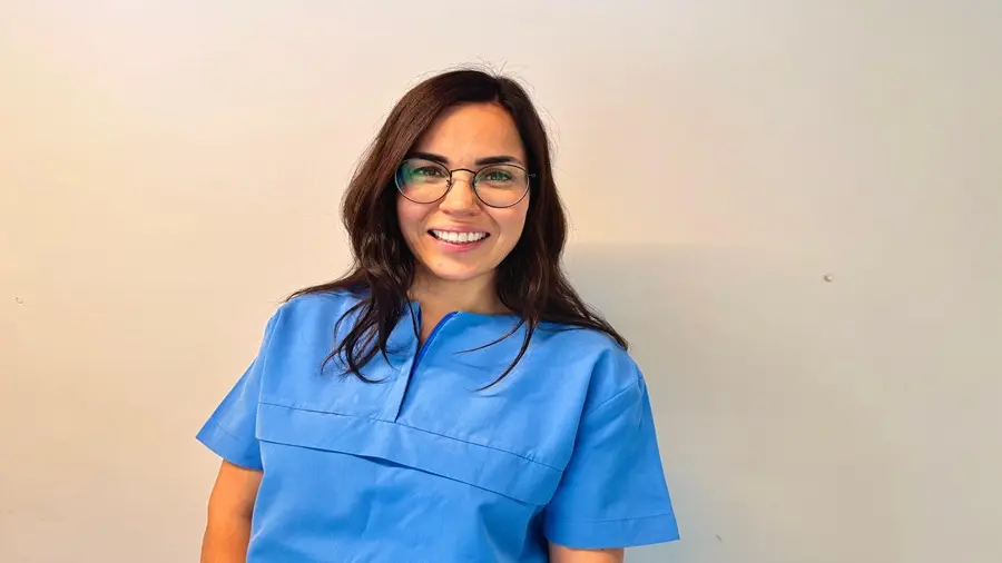 Ana Sayfa 15 Dr. Dt. Esra Yamaner Estetik Dis Hekimi