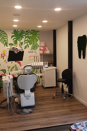 İstanbul Diş Kliniği - Diş Tedavi Merkezi 4 Çocuk Diş Kliniği